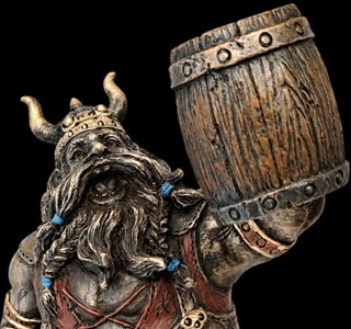 viking figur med ølkrus dekorationsfigur